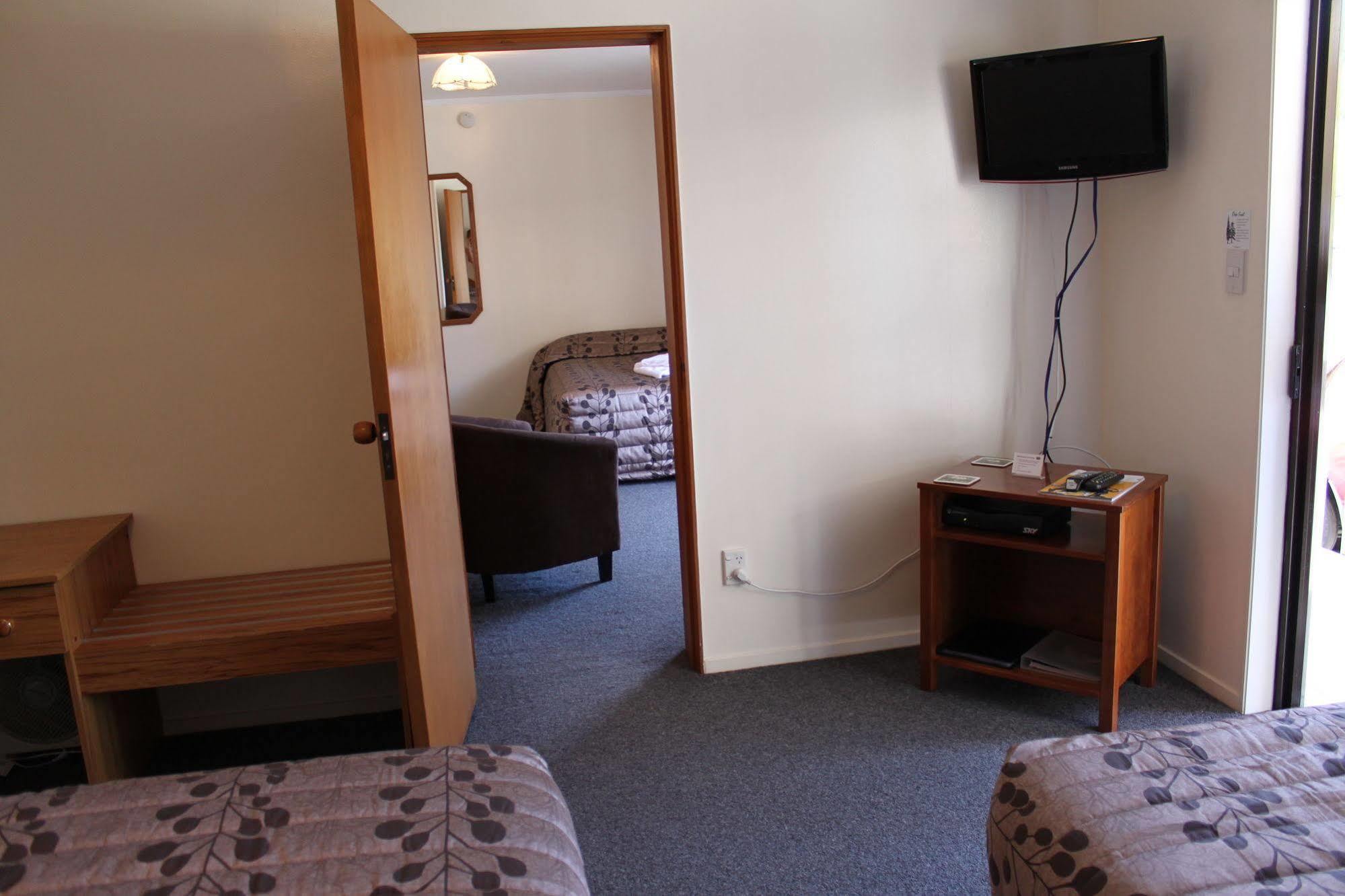 Cherry Court Motor Lodge Whangarei Εξωτερικό φωτογραφία